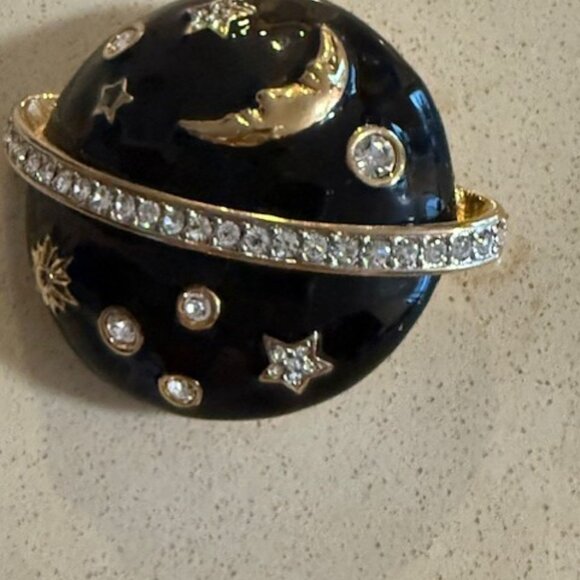 Swarovski Swan Signed Black Enamel Crystals Celestial Planet Brooch Stars Moon - Picture 8 of 12